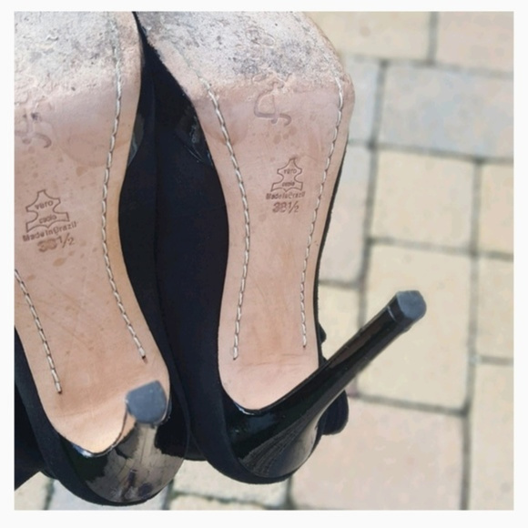 Alice + Olivia Suede and Patent Leather Pumps - Picture 6 of 8